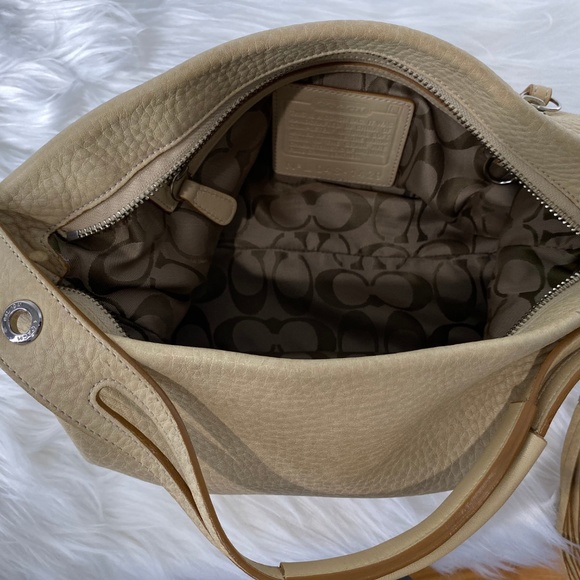 Coach Signature Soft East West Duffel - Picture 6 of 7